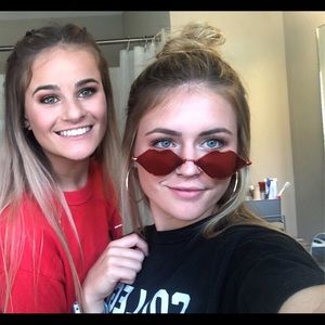 Meet your Posher, Renee